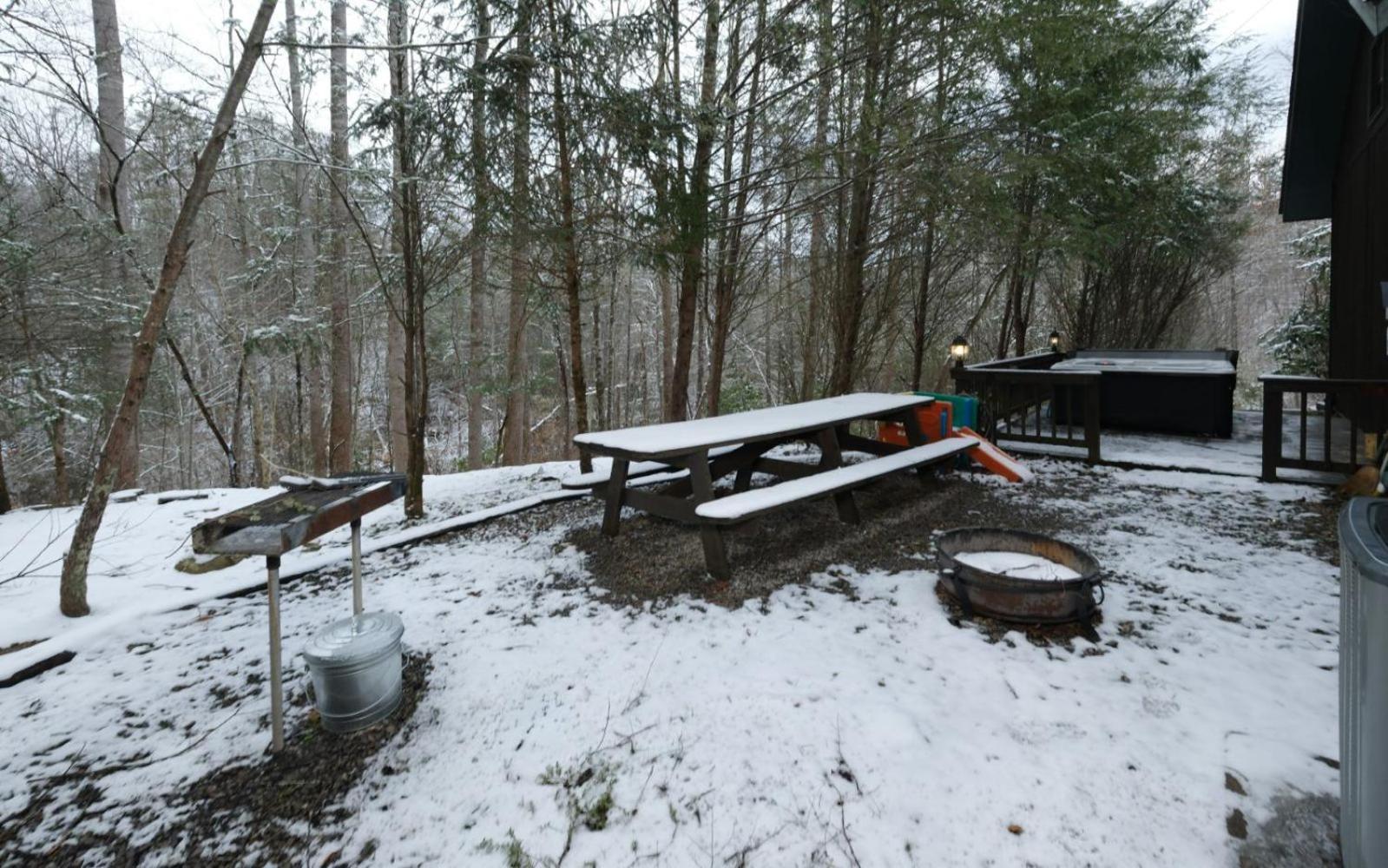Adventure Lodge Gatlinburg Exterior photo